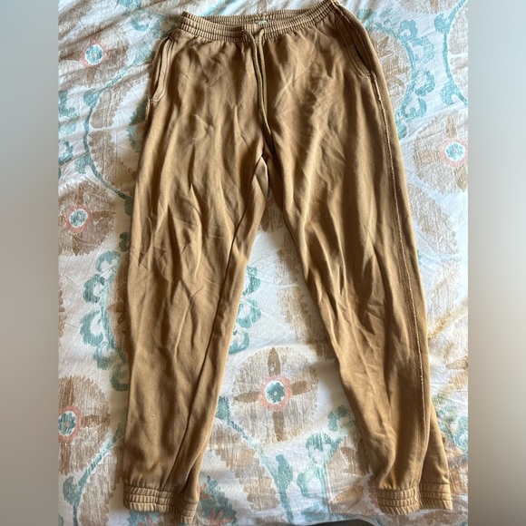 Aerie light brown sweatshirt & sweats set - Picture 5 of 5